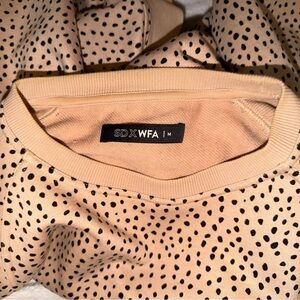 White Fox Boutique Beige and Black Athletic Crewneck - Size M